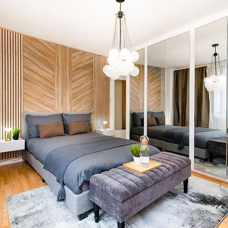 Charming Gem Ii 2bd 2ba Retreat * London