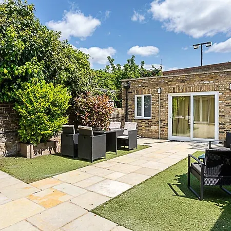 Apartment Stunning Flat In The Heart Of Parsons *