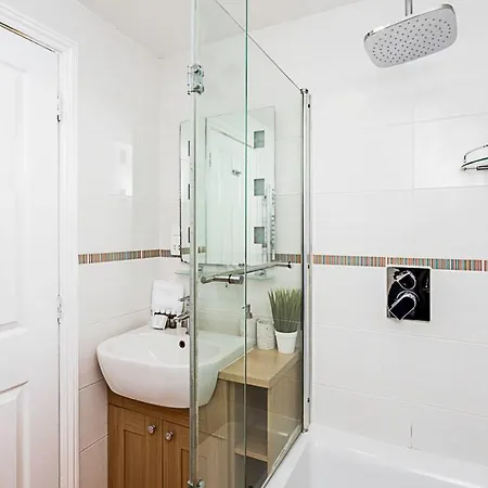Apartment Stunning Flat In The Heart Of Parsons London