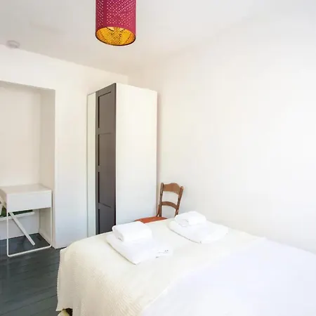 Stylish 4bd House With Private Garden - Stratford *