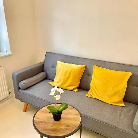 Archway Station Big Bedroom Flat *