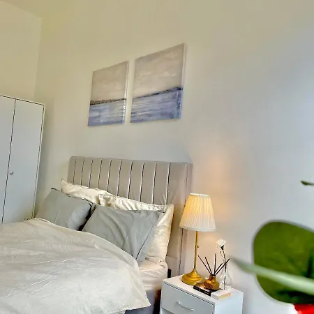 Apartment Archway Station Big Bedroom Flat London