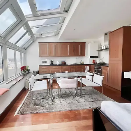 Apartment Kensington Heights *