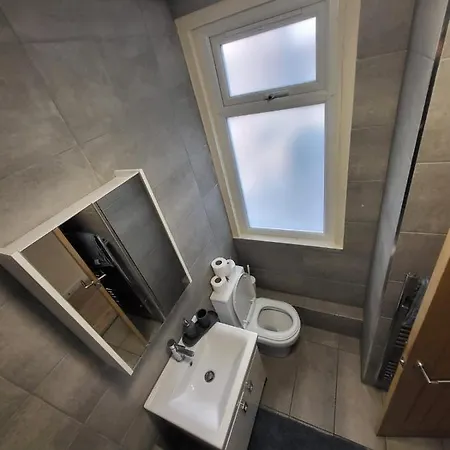 Beautiful 2-bed Flat In The Heart Of Hendon The Hyde