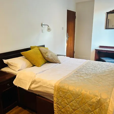 Sinai Guest house London