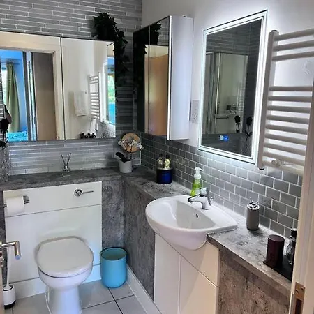 Modern Apt 15min To Liverpool St