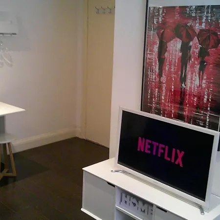 Stylish West Get Away Shepherd Bush Market Westfield Apartment London