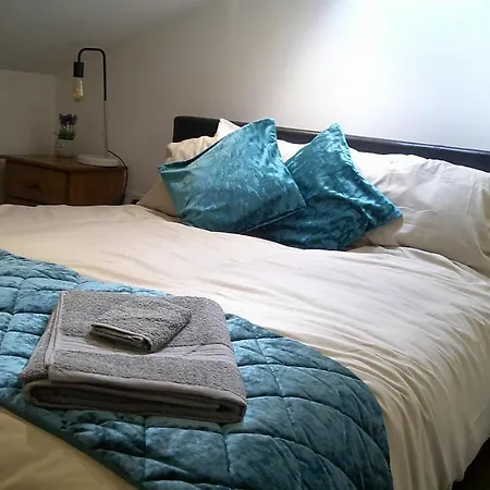 Stylish West Get Away Shepherd Bush Market Westfield * London