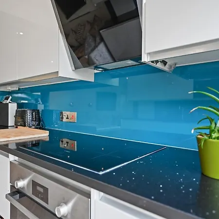 Wembley Luxury Residence- Opulence House London