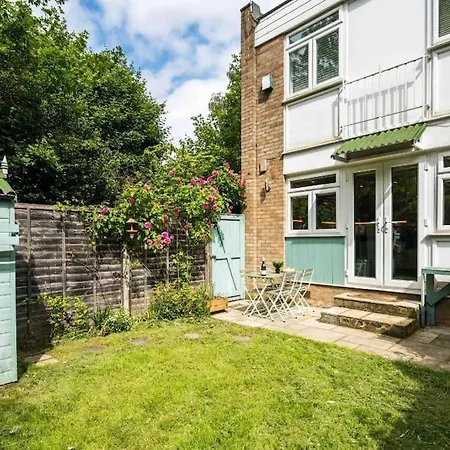 Apartment Where Style & Convenience Combine- Photo Id Required