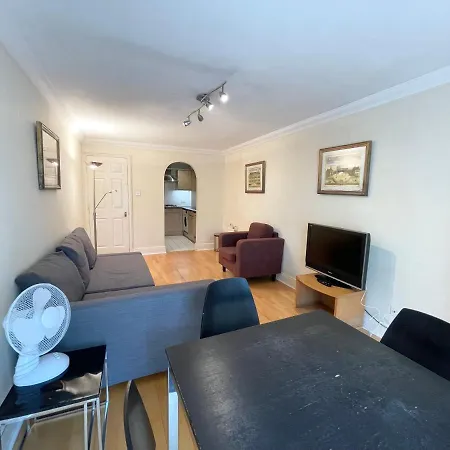 Stylish Apartments In Victoria & Westminster *
