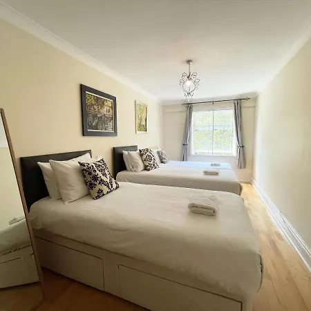 Stylish Apartments In Victoria & Westminster