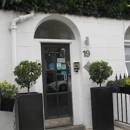 Alhambra Hotel London