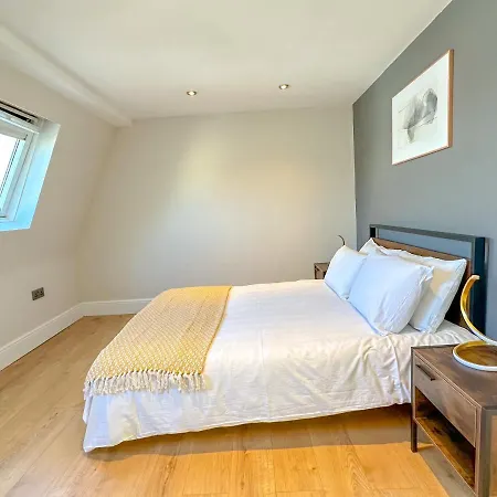 Parkway Residences London