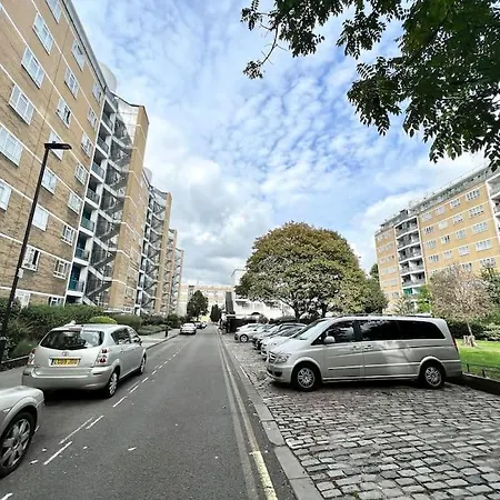 Lovely 3 Bedrooms Flat