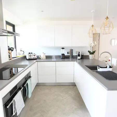Oxford Street Luxurious 3 Bedroom * Londyn
