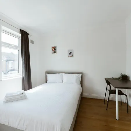 Guest house Plaistow Cosy Double - 8 London