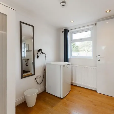 Guest house Plaistow Cosy Double - 8 *