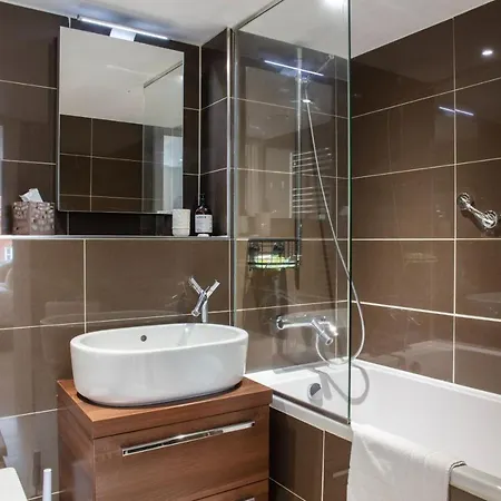 Apartment Kensington High Street One Bed