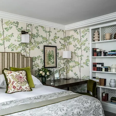 Brown's Hotel, A Rocco Forte Отель 5*