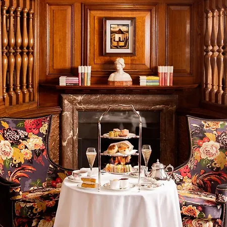 Отель Brown's Hotel, A Rocco Forte 5*
