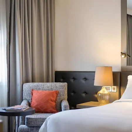Sheraton Heathrow 4*