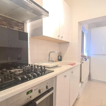 Lovely Private In East Ham London
