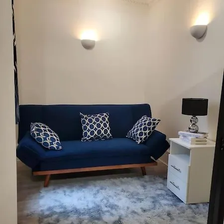 Chic Two Bed Flat In Fitzrovia Apartment *