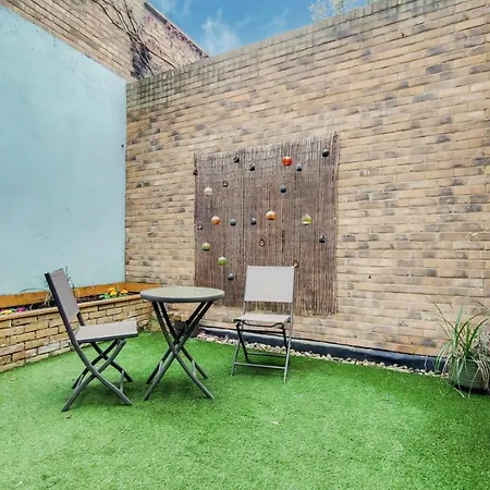 Apartment Spacious 2 Bed 2 Bath Kings Cross *