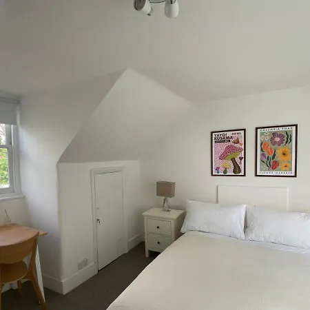 Beautiful Flat In Bow