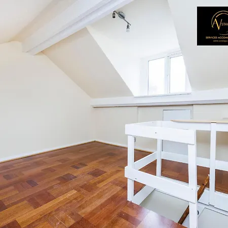 Vakantiehuis 2 Bedroom House By Av Stays Short Lets Croydon With Free Wi-fi