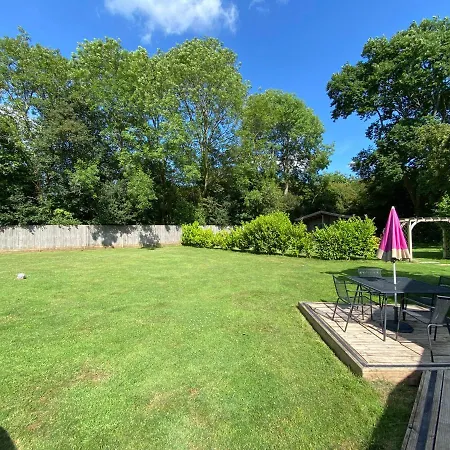 Lodge The Secret & Hideaway Caravan