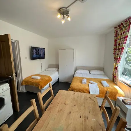 Lovely Budget In Camden - Kings Cross Homestay