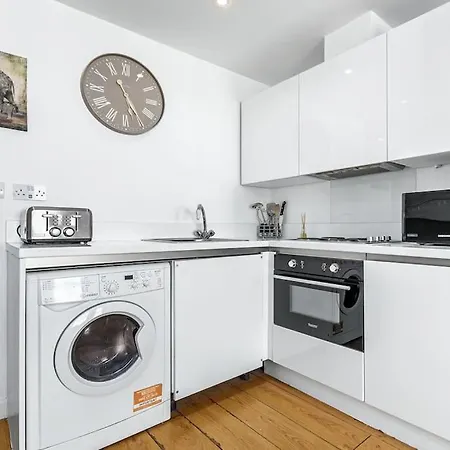 Spacious And Delightful Sleep 5 Piccadilly Vrc * London