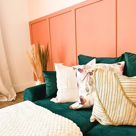 Charming Spacious 2br Flat Near Station Parking * Londres