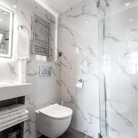 Aparthotel Nox Richmond *
