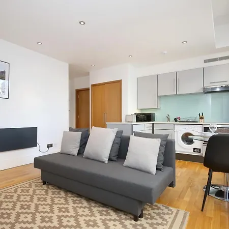 Imperial Piccadilly Apartment London