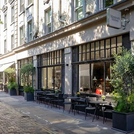 Hotel Radisson Blu Hotel, Mercer Street London
