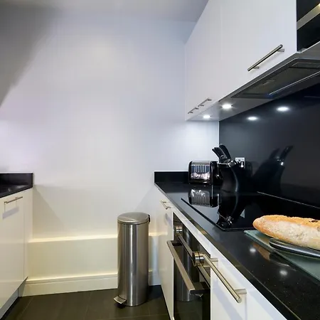 Aparthotel Cheval Harrington Court At South Kensington London