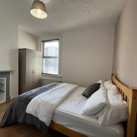 Apartamento Entire Luxury 4 Bedroom Victorian House With 2 En-suite - Forest Hill, Londres
