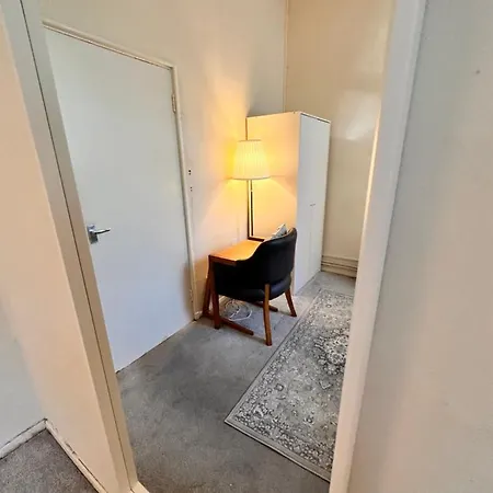 2 Amazing Double In Whitechapel * London