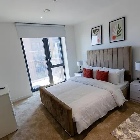 Apartment East Palace London