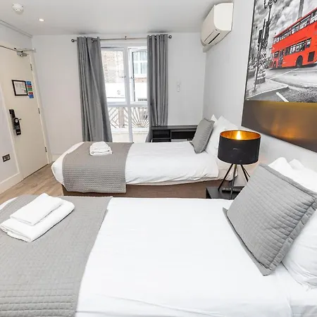 Apartment W6 London
