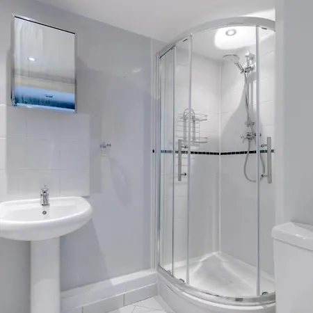 Apartment Lovely 2bd Flat With Balcony - Stoke Newington *