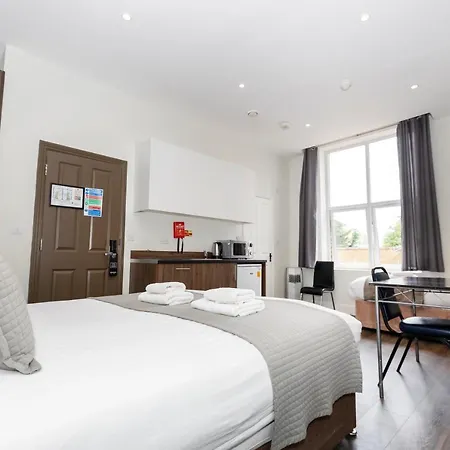 W6 Apartment *