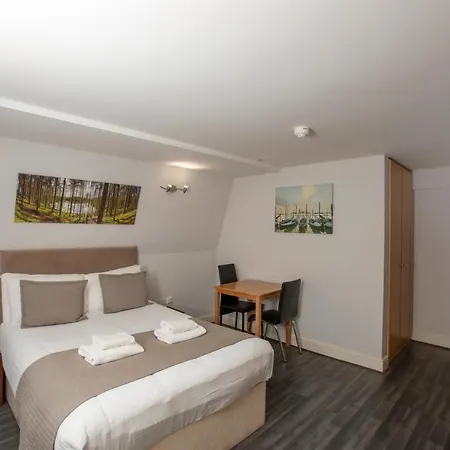 Apartment W6 London