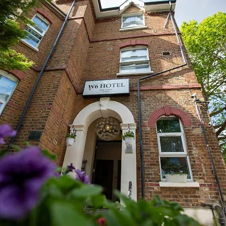 W6 Apartment London