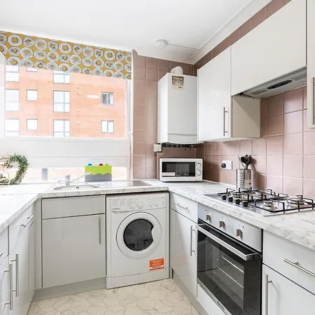 Lovely Near Hyde Park & Oxford St * London