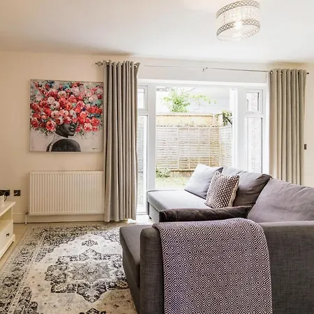 Oakside Holiday home Uxbridge