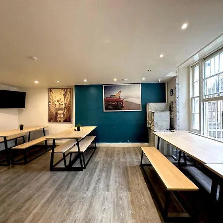 Hostel Smart Hyde Park *